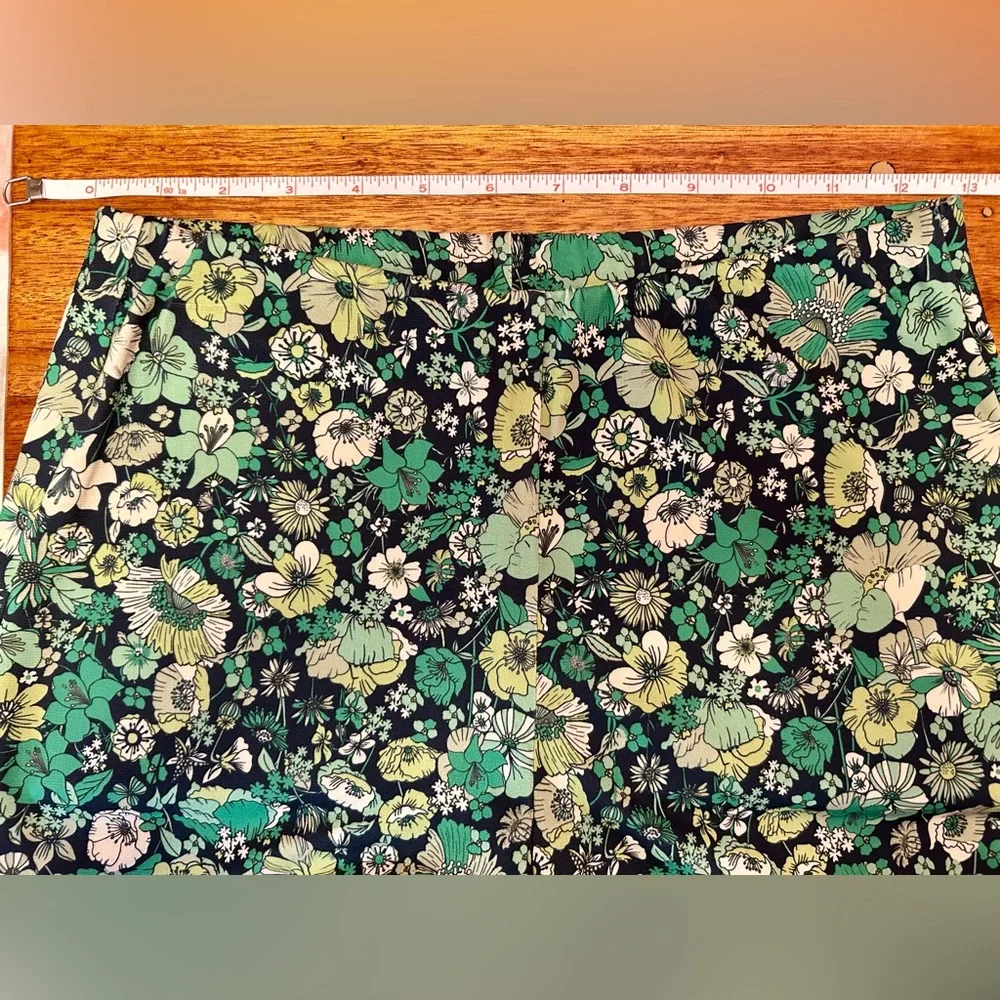 Floral Green Women's Pants - Picture 3 of 6